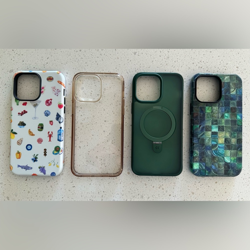 iPhone 14 Pro Max - pack of 4 phone cases